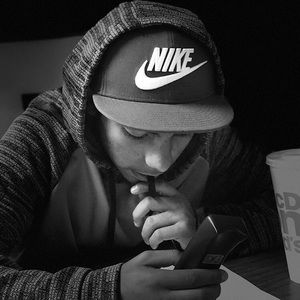 Meet your Posher, Cris